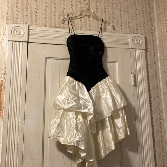 Roberta Bridal Dresses & Skirts - Formal dress